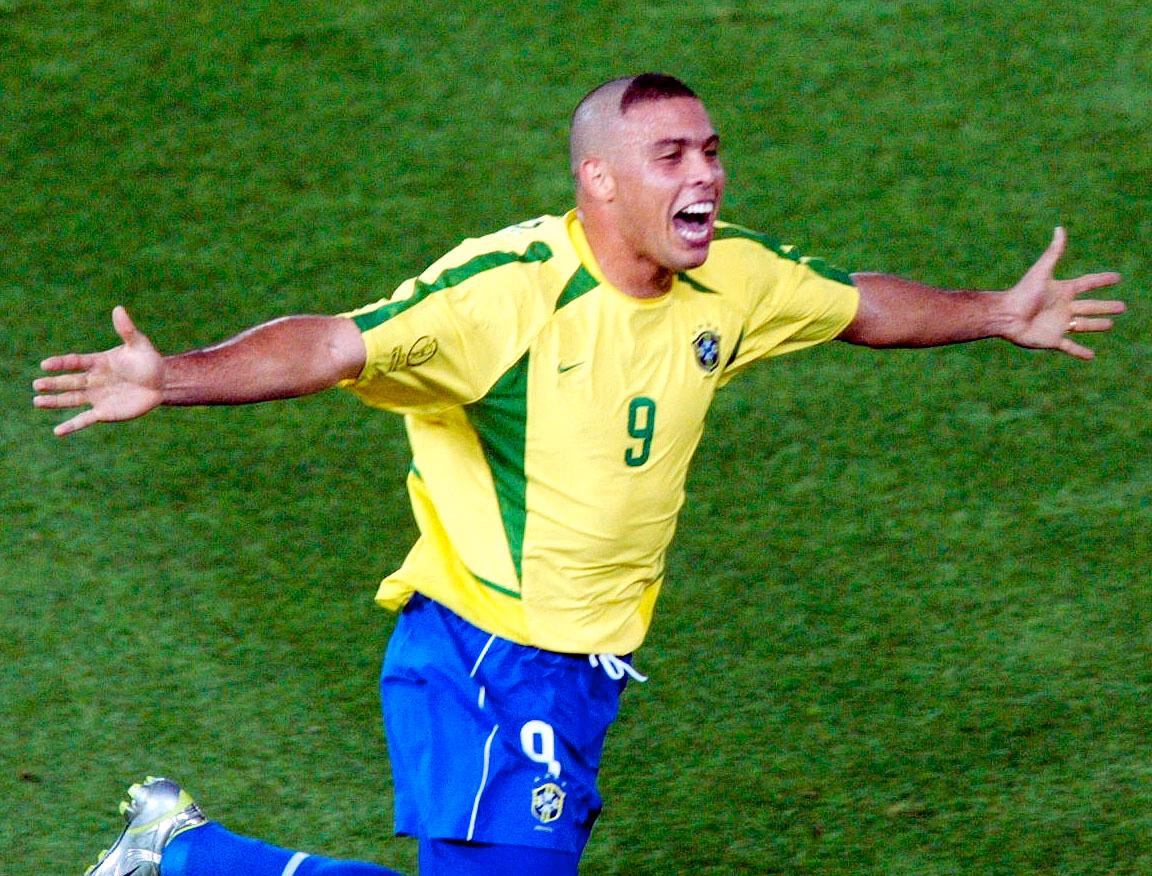 Ronaldos uppmärksammade frisyr under VM 2002. 