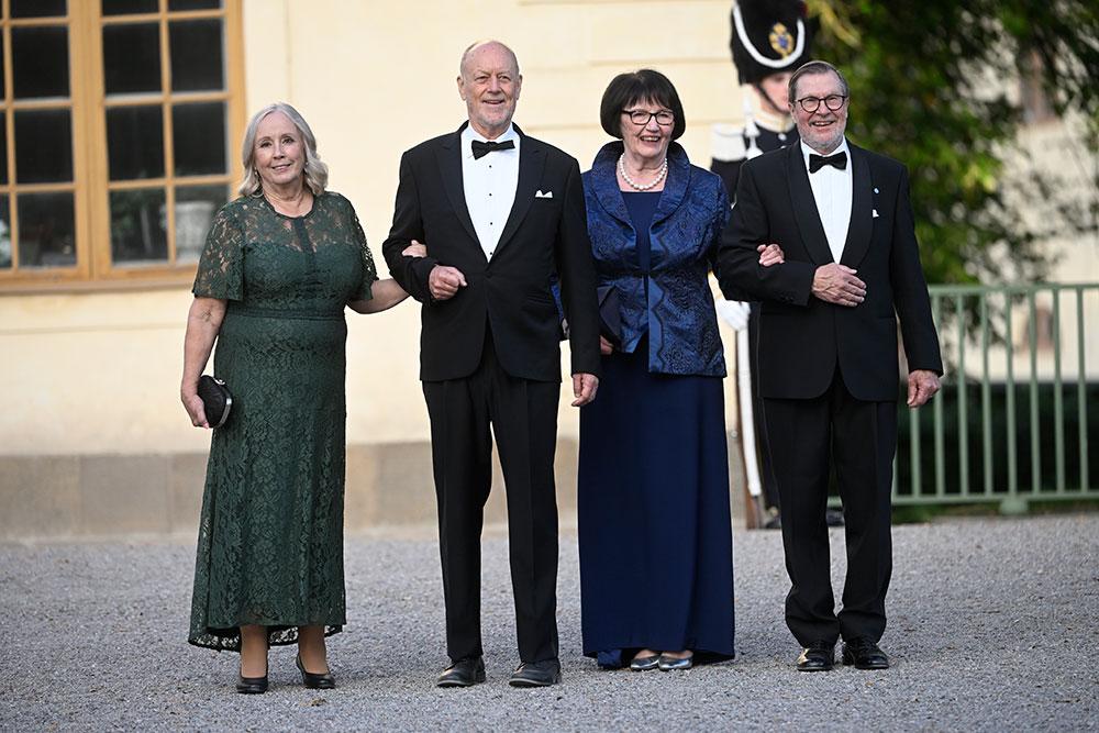 Prinsessan Sofias föräldrar Marie och Erik Hellqvist samt prins Daniels föräldrar Ewa och Olle Westling.