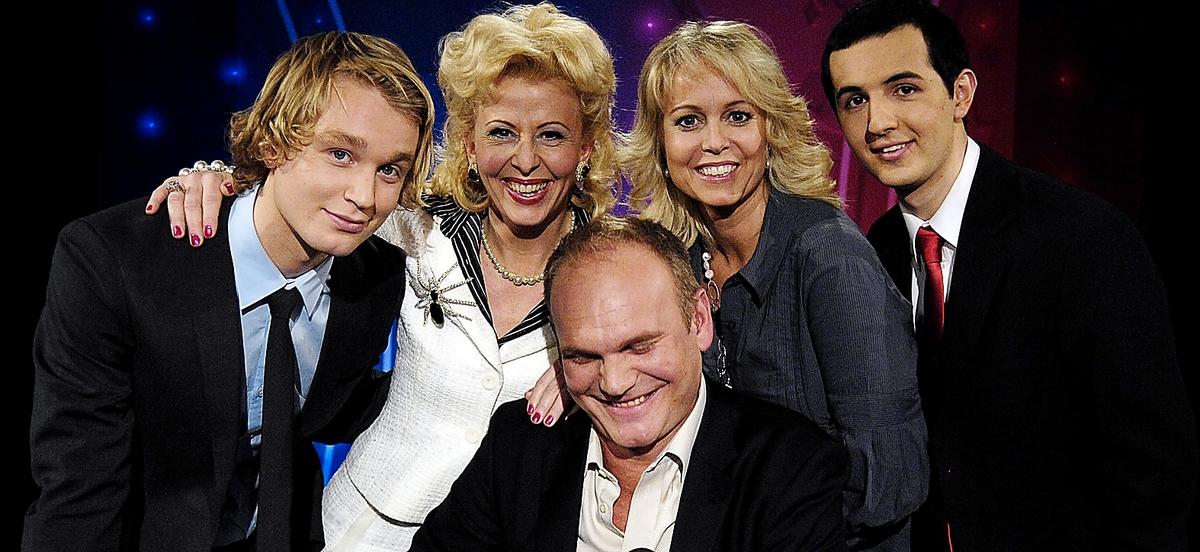 Björn Gustafsson, Pia Johansson, Annika Andersson och Soran Ismail har medverkat i ”Parlamentet”. Programledaren Anders S Nilsson, i mitten, blir nu producent.