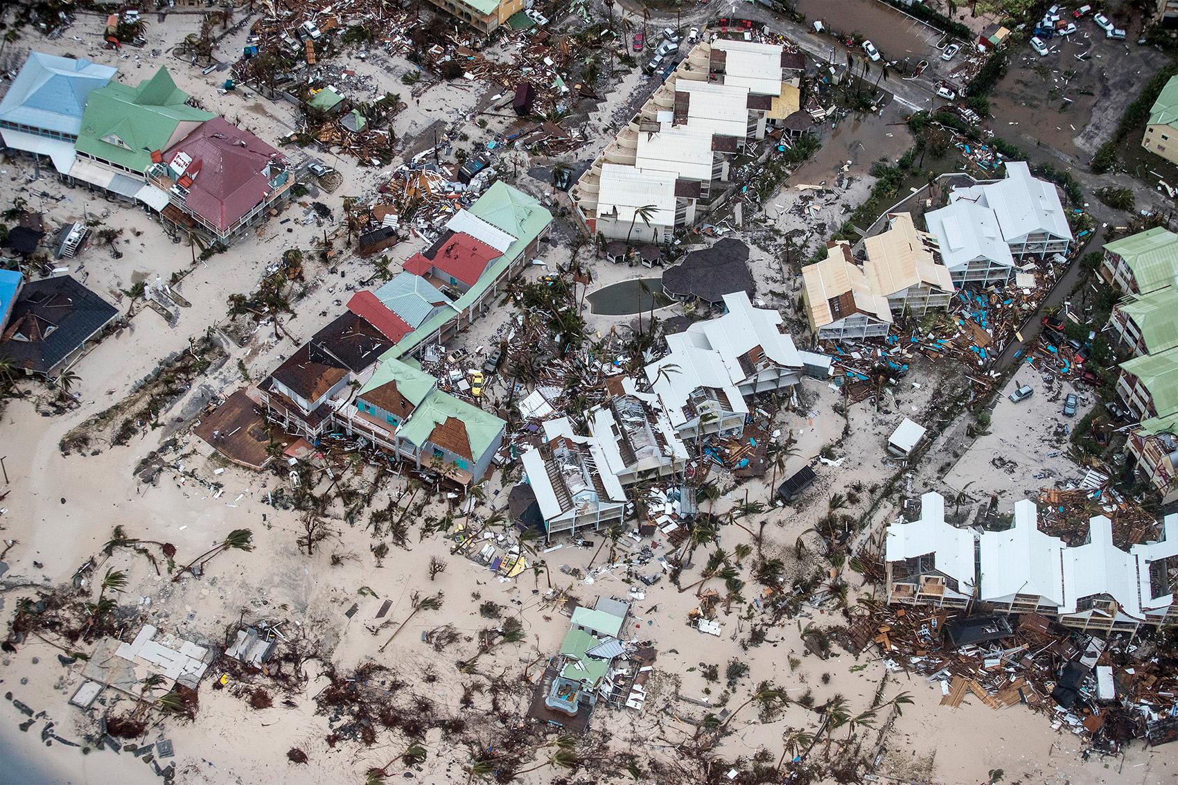 Bilden visar förstörelsen på Saint Martin efter stormen Irmas framfart.