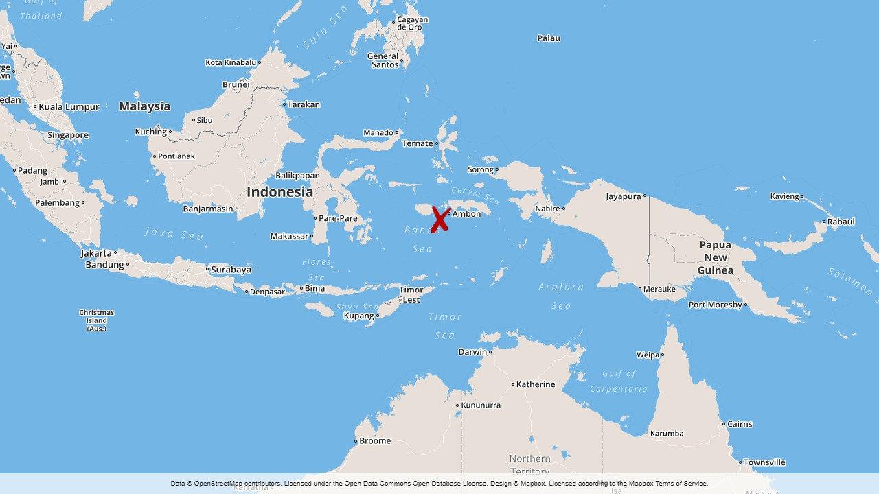 Ett skalv har inträffat vid ögruppen Moluckerna i östra Indonesien.