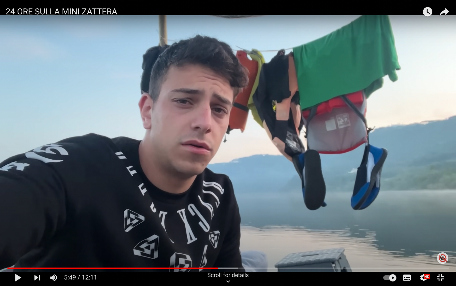 Matteo Di Pietro i en annan av sina Youtube-videor.