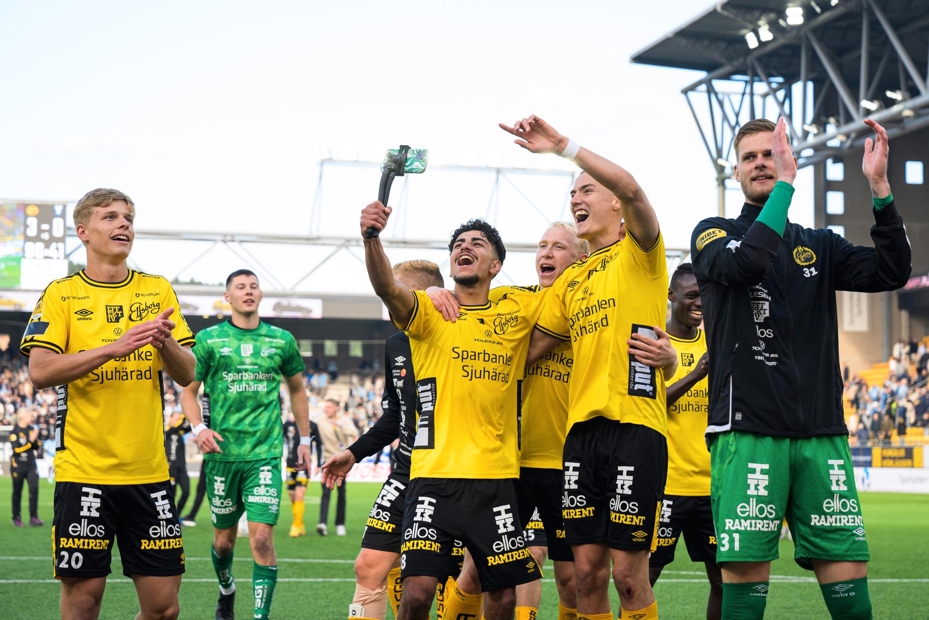 Glada miner i Elfsborgslägret efter vinsten mot Malmö.
