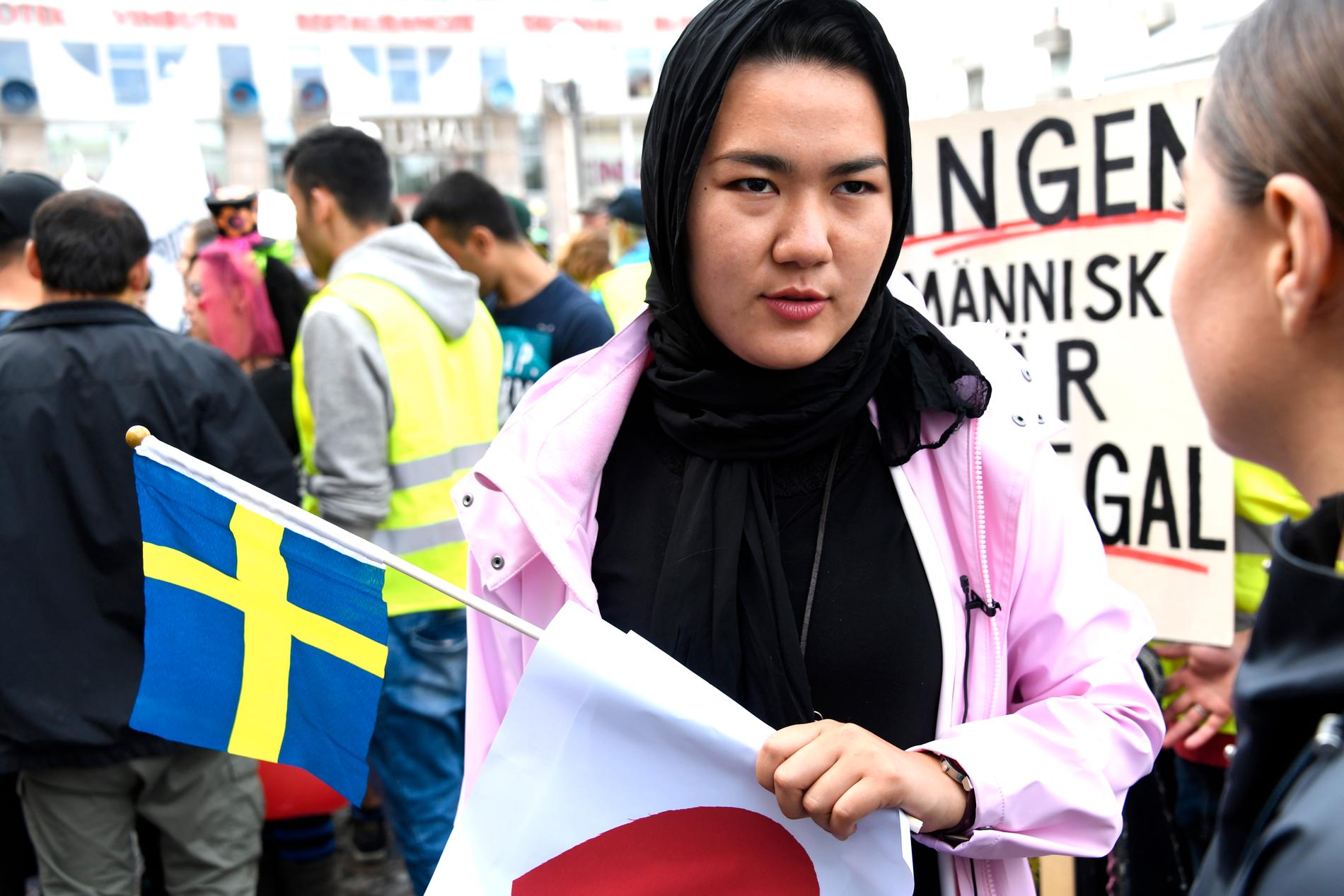 Fatima Khawari är talesperson för Ung i Sverige som organiserar manifestationen på Medborgarplatsen