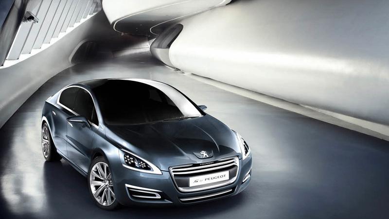 5 by Peugeot heter konceptbilen, som ligger mycket nära kommande 508 i formen.