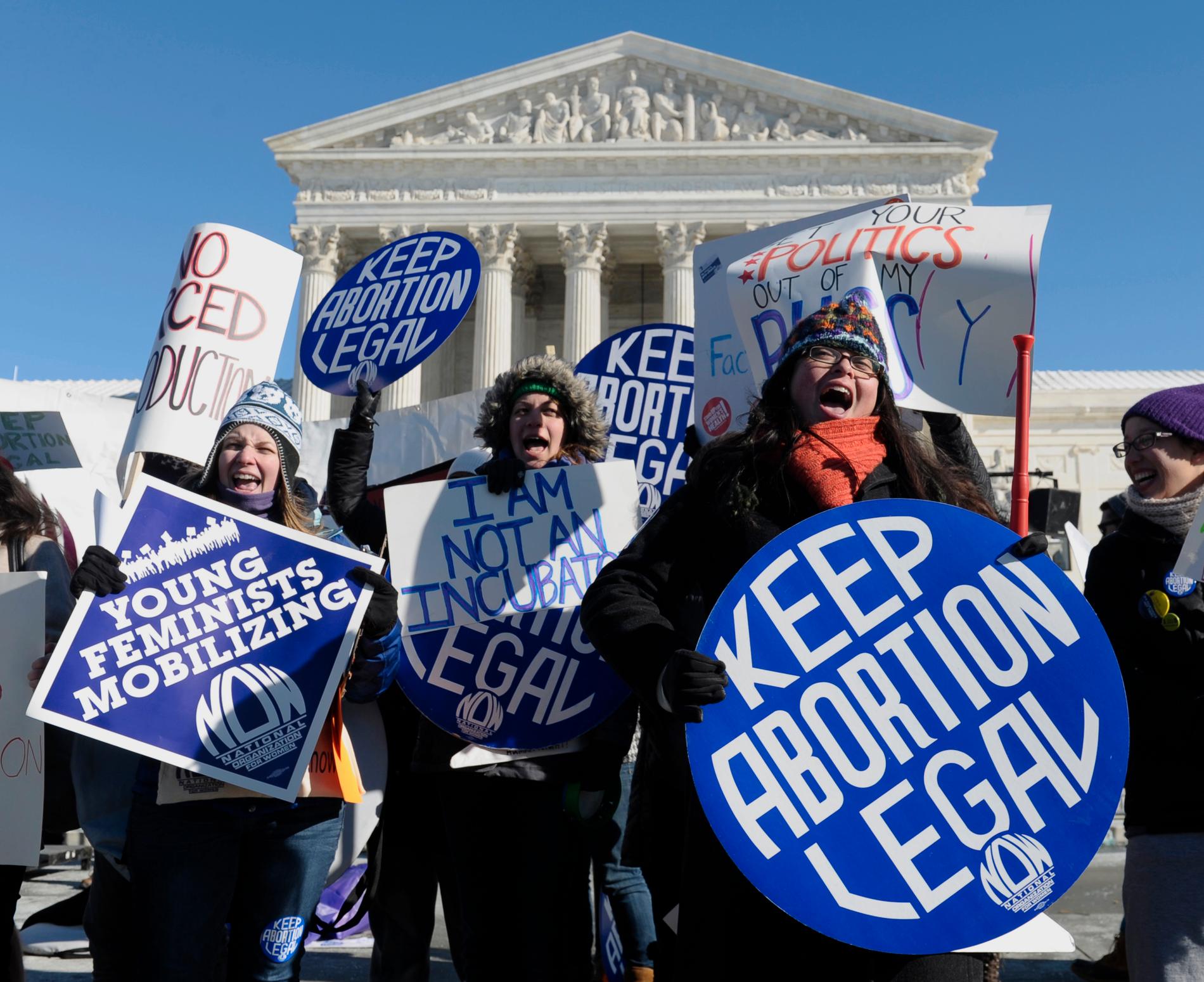 Aborträttsförespråkare demonstrerar utanför USA:s högsta domstol i Washington DC 2014. Arkivbild.