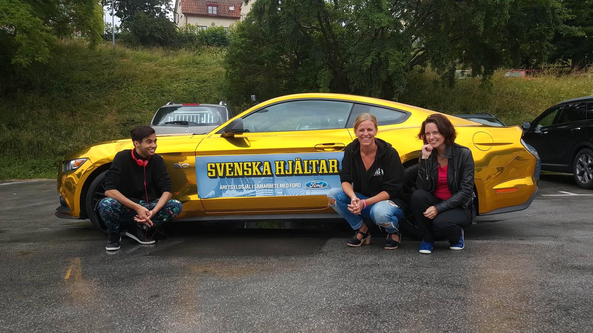 Svenska Hjältars William Spetz och Helena Mastberg tog pulsen på Annsofie BLixt i hjältarnas guldbil.