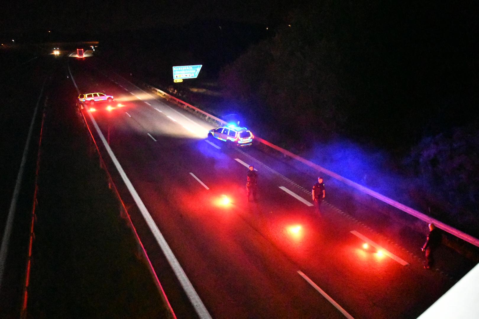 Polisen i Skåne har upprättat flera vägspärrar med anledning av explosionen. Här vid Löddeköpinge.