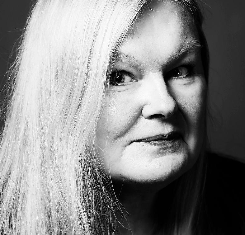 Camilla Hammarström (född 1964) har givit ut sju diktsamlingar sedan debuten 1990.