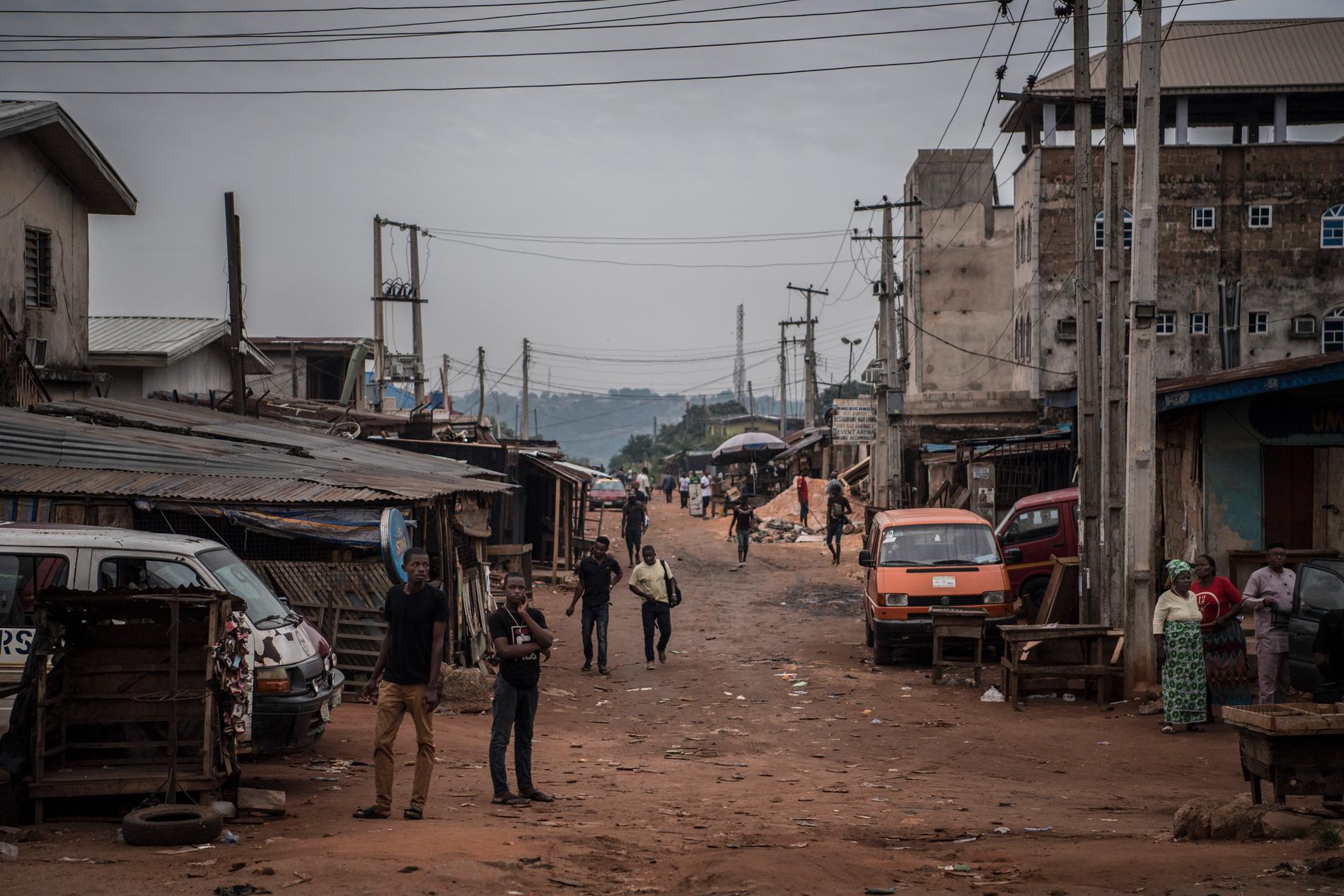 Människosmugglarna finns överallt i Benin City.