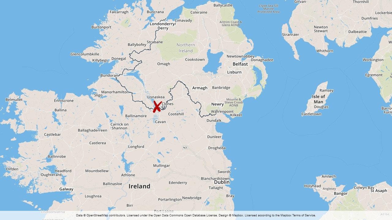 Explosionen inträffade i Newtownbutler några kilometer från gränsen till Irland.