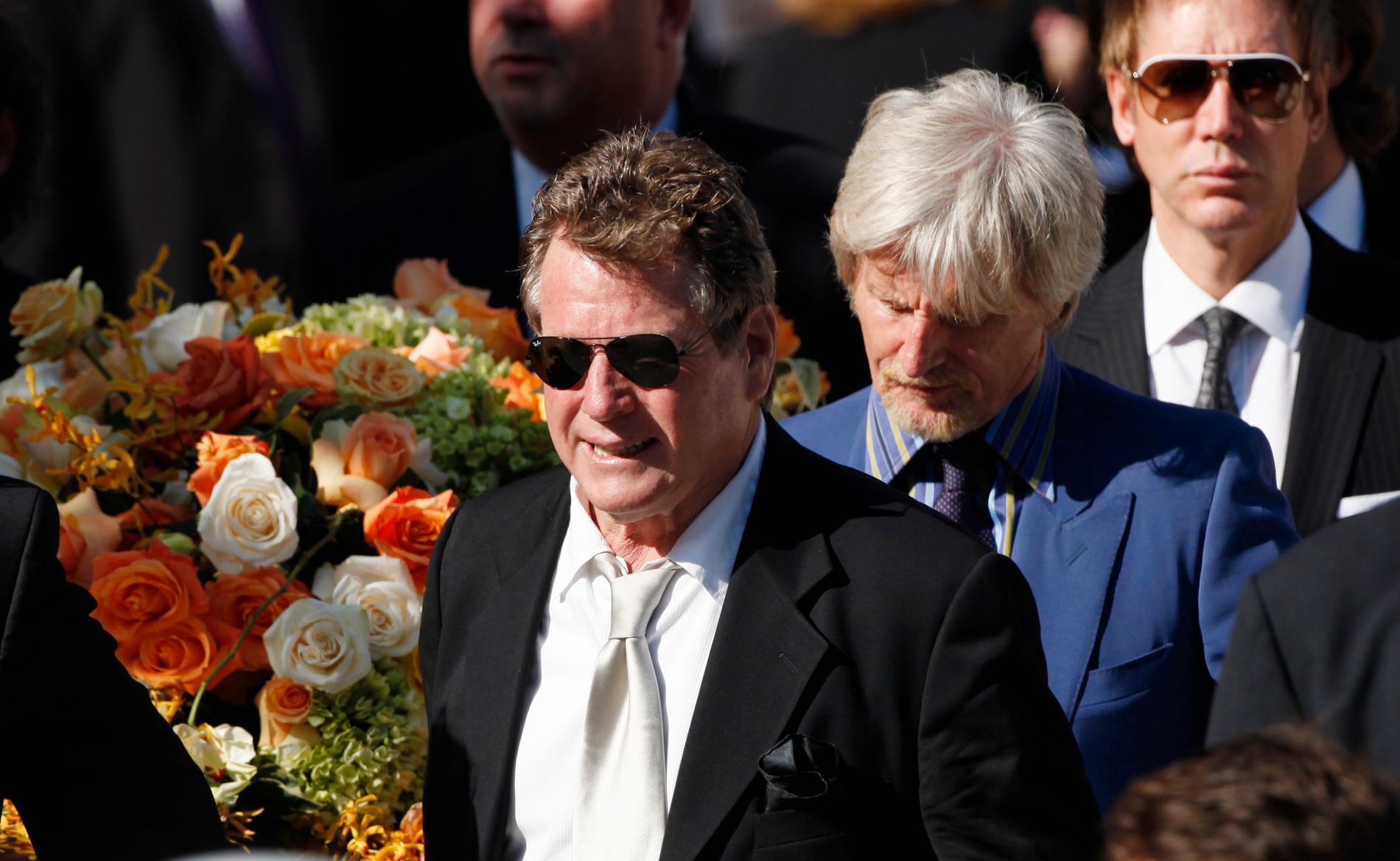 Ryan O'Neal på sin exfru Farrah Fawcetts begravning 2009.