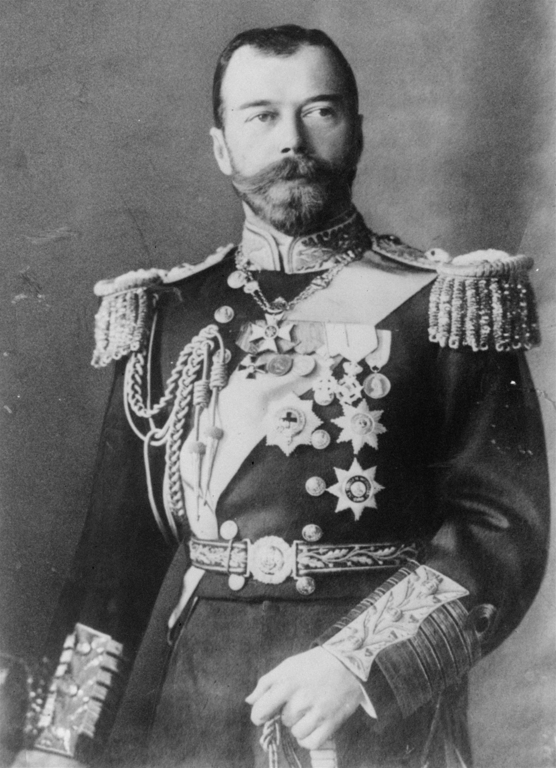 Han föll i en av Rysslands "stora oredor": Nikolaj II var tsar från 1894 till 1917, här på ett odaterat foto.