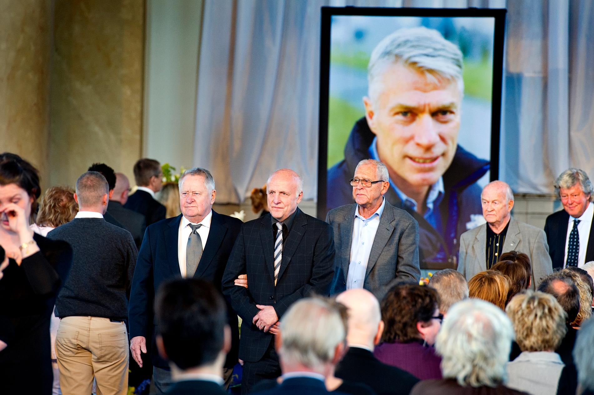 Jan Svanlund avled 2011. Bland annat Arne Hegerfors fanns var på plats på begravningen.