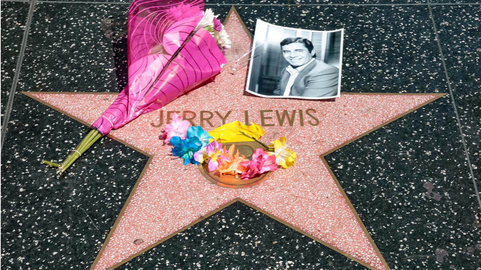 Jerry Lewis stjärna på Hollywood walk of fame i Los Angeles.