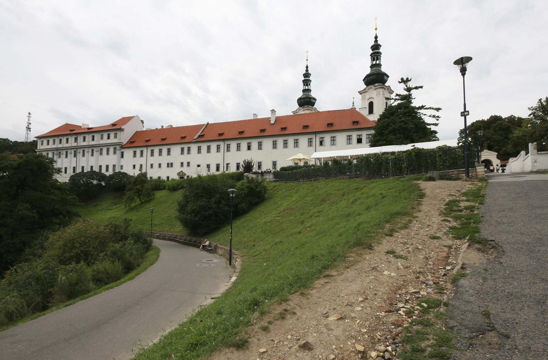 Klostret vid Petrinkullen.