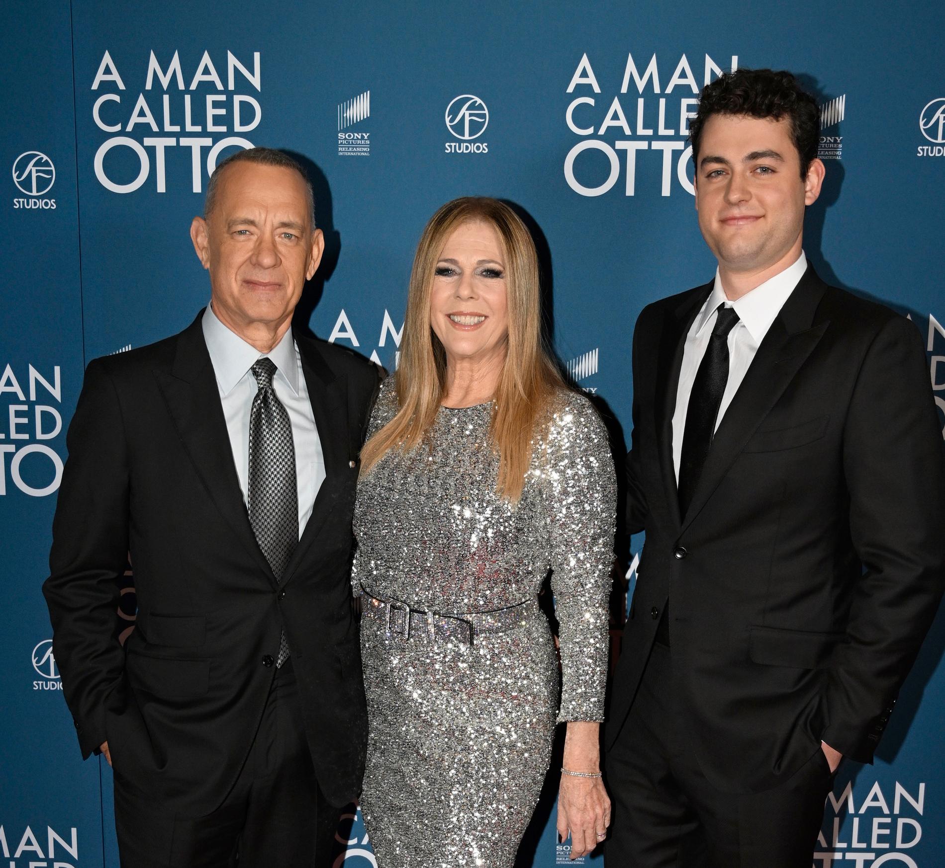 Tom Hanks och Rita Wilson med sonen Truman Hanks.