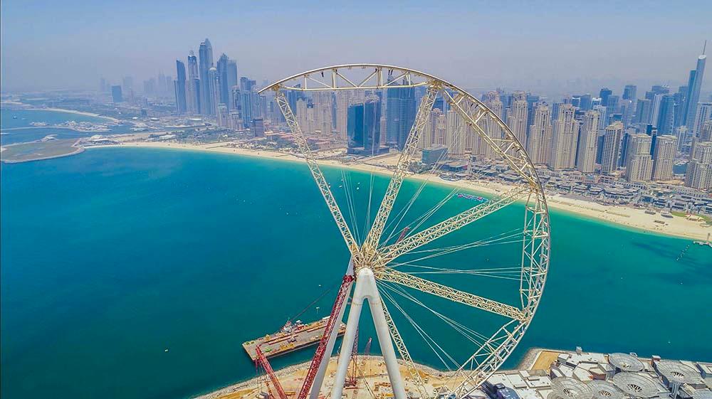 Världens största pariserhjul byggs i Dubai