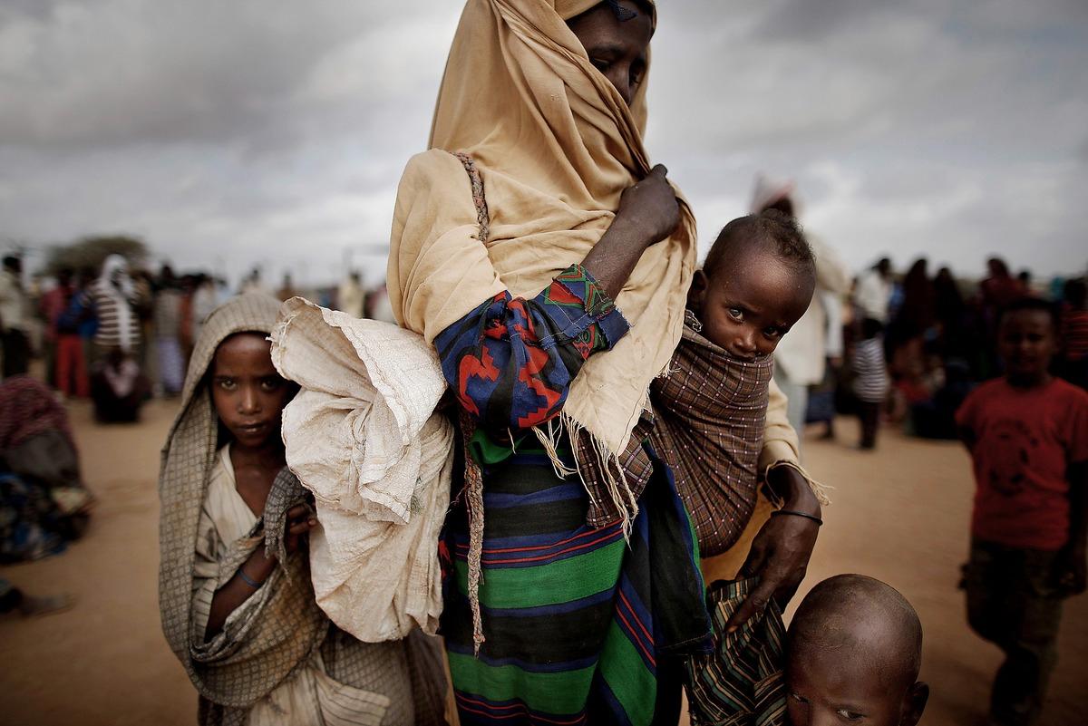Svältens offer i ett flyktingläger i Dadaab i nordöstra Kenya.