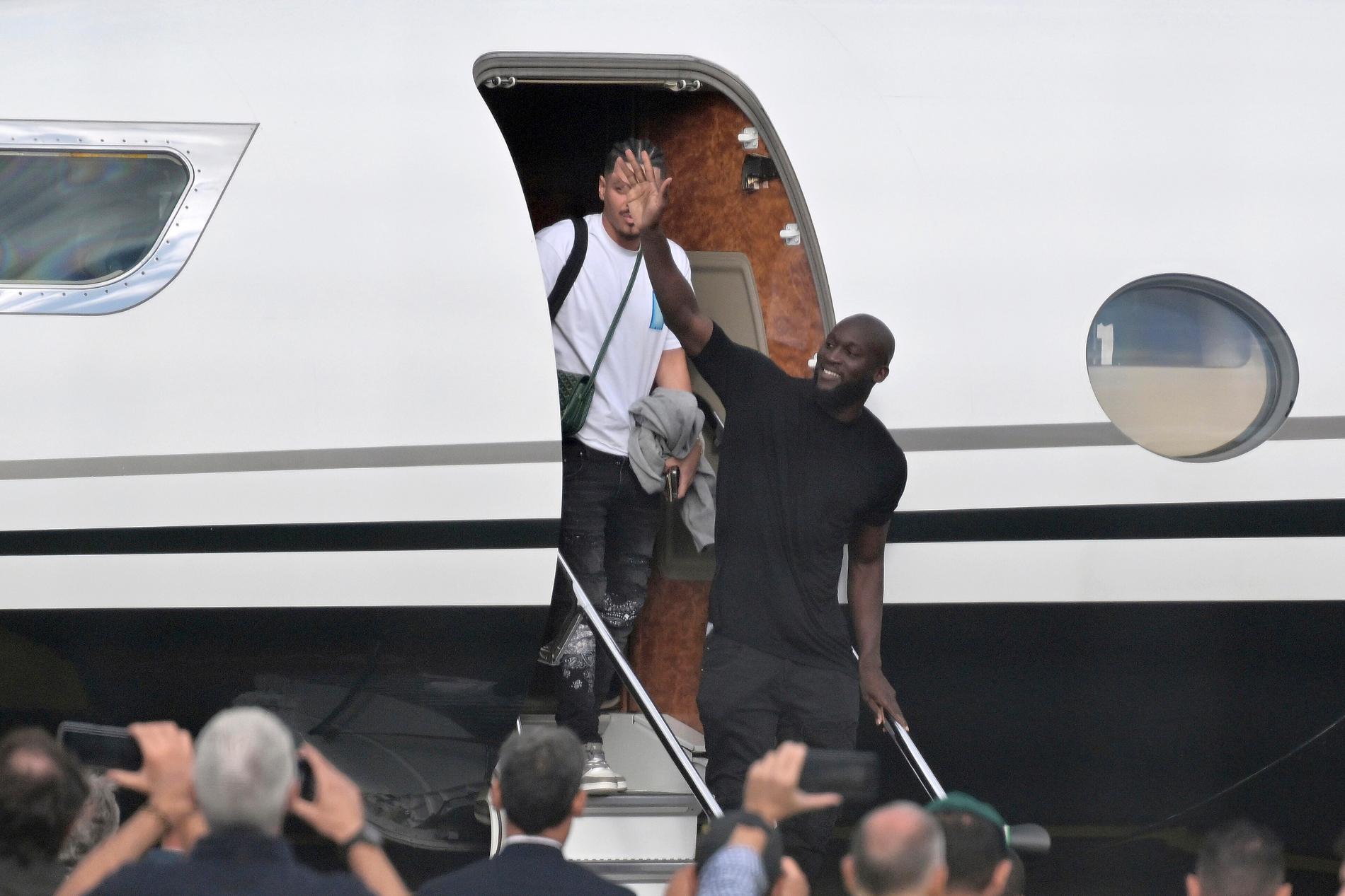 Lukaku anländer i Rom. 