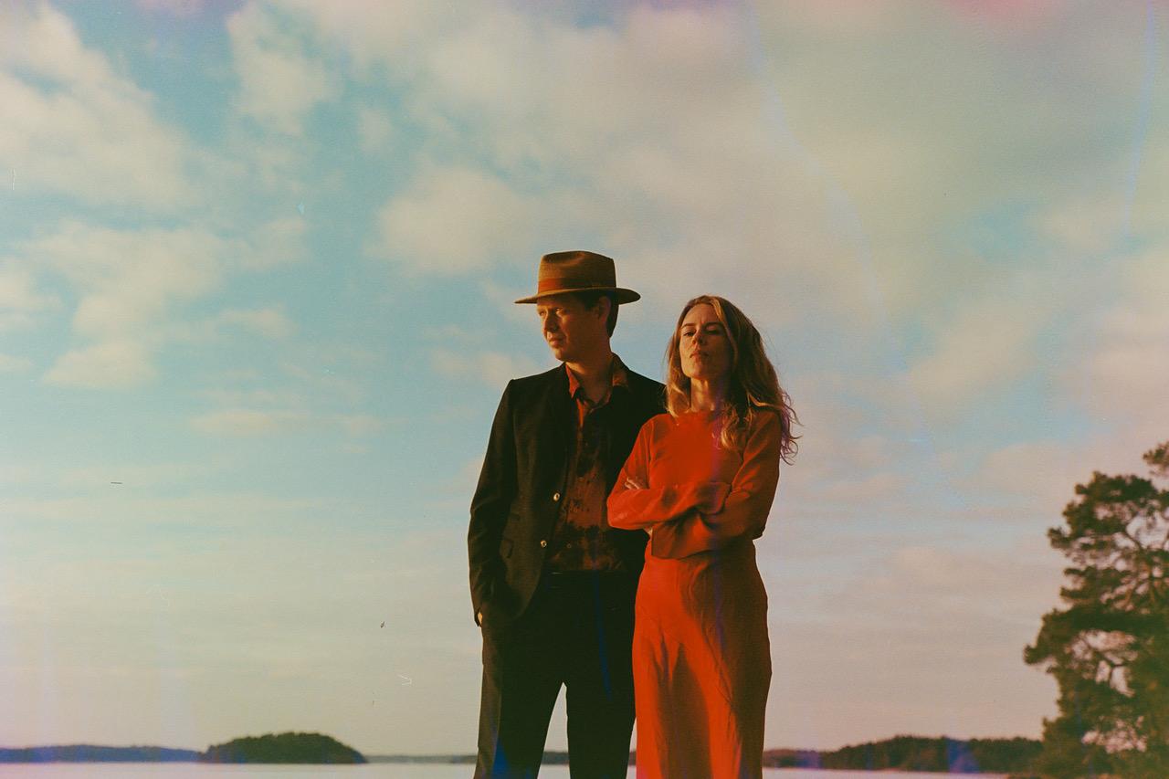 Jonas Teglund och Annika Norlin har gjort en av årets stora svenska skivor.