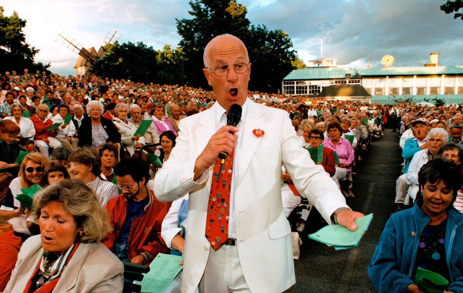 Bosse Larsson var programledare för allsång på Skansen i många år.
