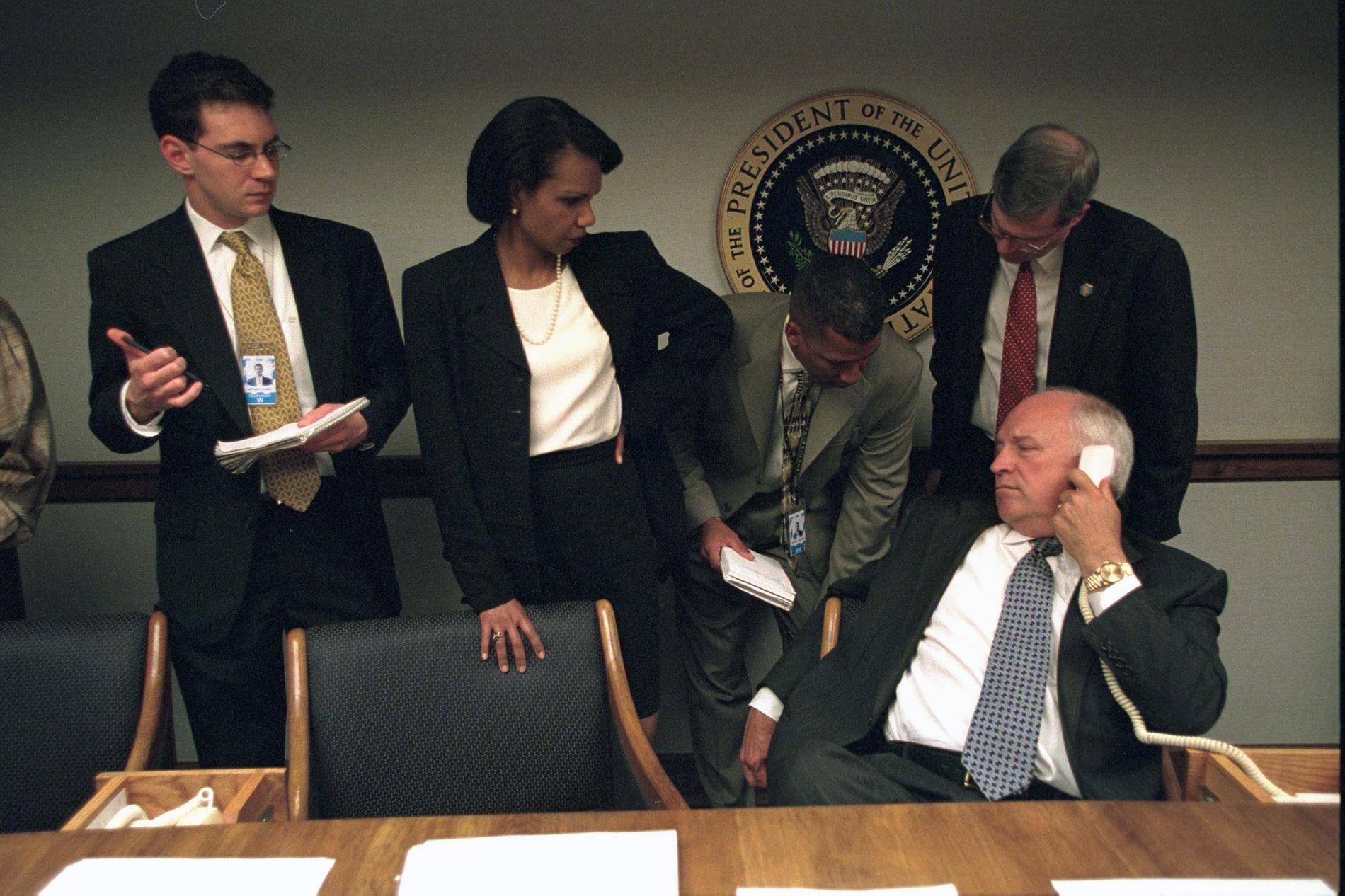Condoleezza Rice och Dick Cheney med medarbetare.