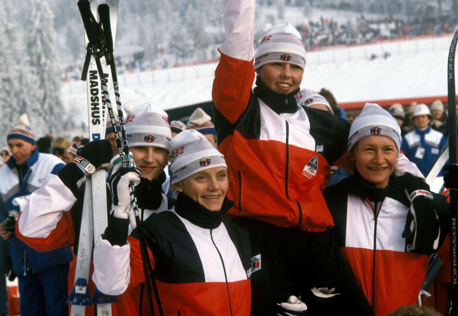 De norska längdskiddamerna tog fyra guld under VM 1982. Arkivbild.