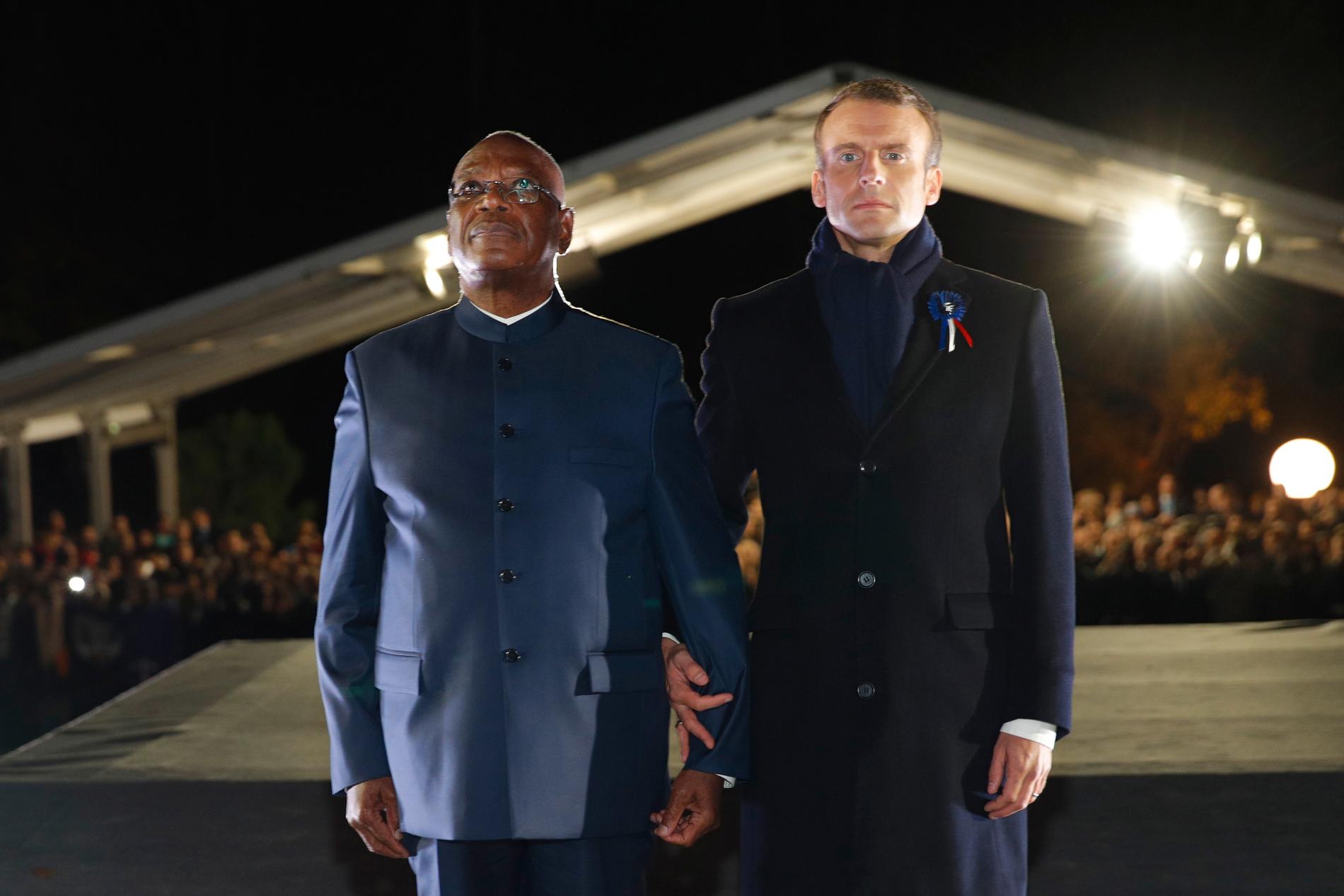 Malis president Ibrahim Boubacar Keita och Frankrikes Emmanuel Macron hedrar de många soldater från de franska kolonierna som stupade i första världskriget. Keitas farfarsfar var en av dem.