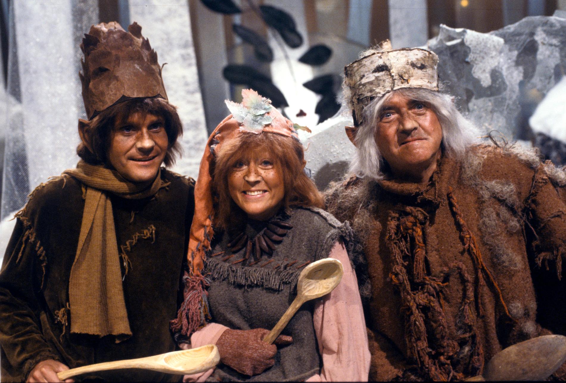Ted Åström (trollet Kotte), Birgitta Andersson (trollet Tova) och Stig Järrel (trollet Gorm) i "Trolltider" 1979.