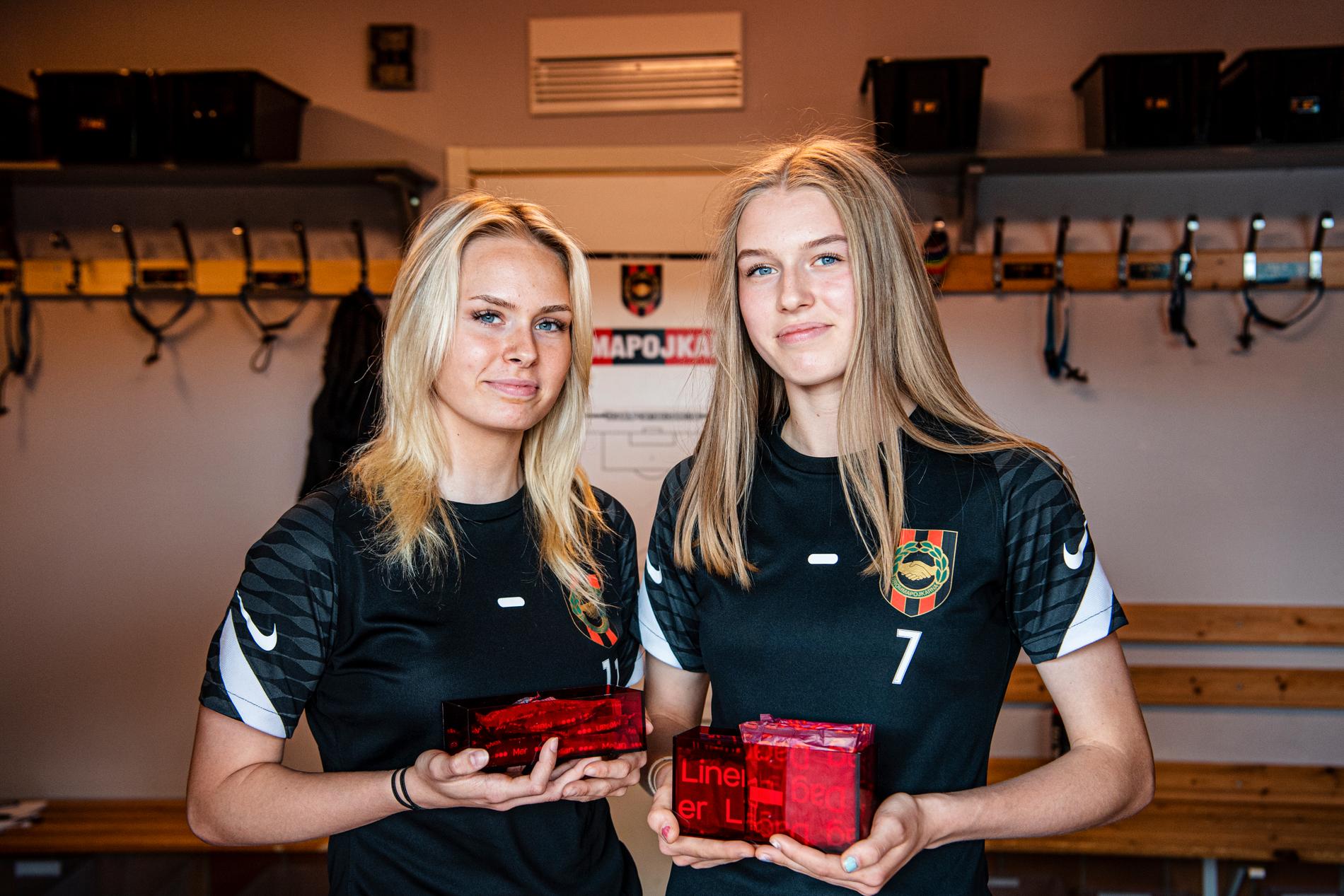 Amanda Halvarsson och Saga Swedman.