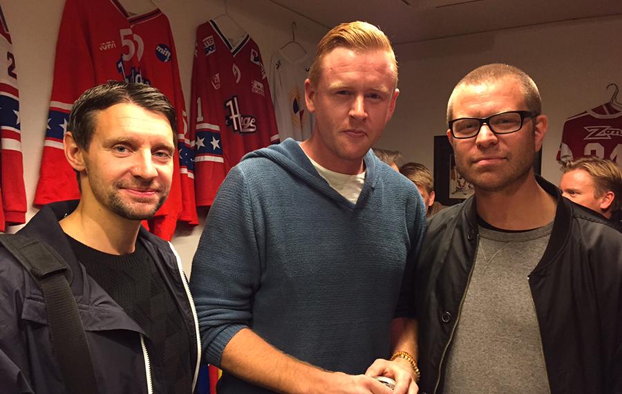 Kristofer Ottosson, Daniel Fernholm och Björn Nord på plats i Huddinge.