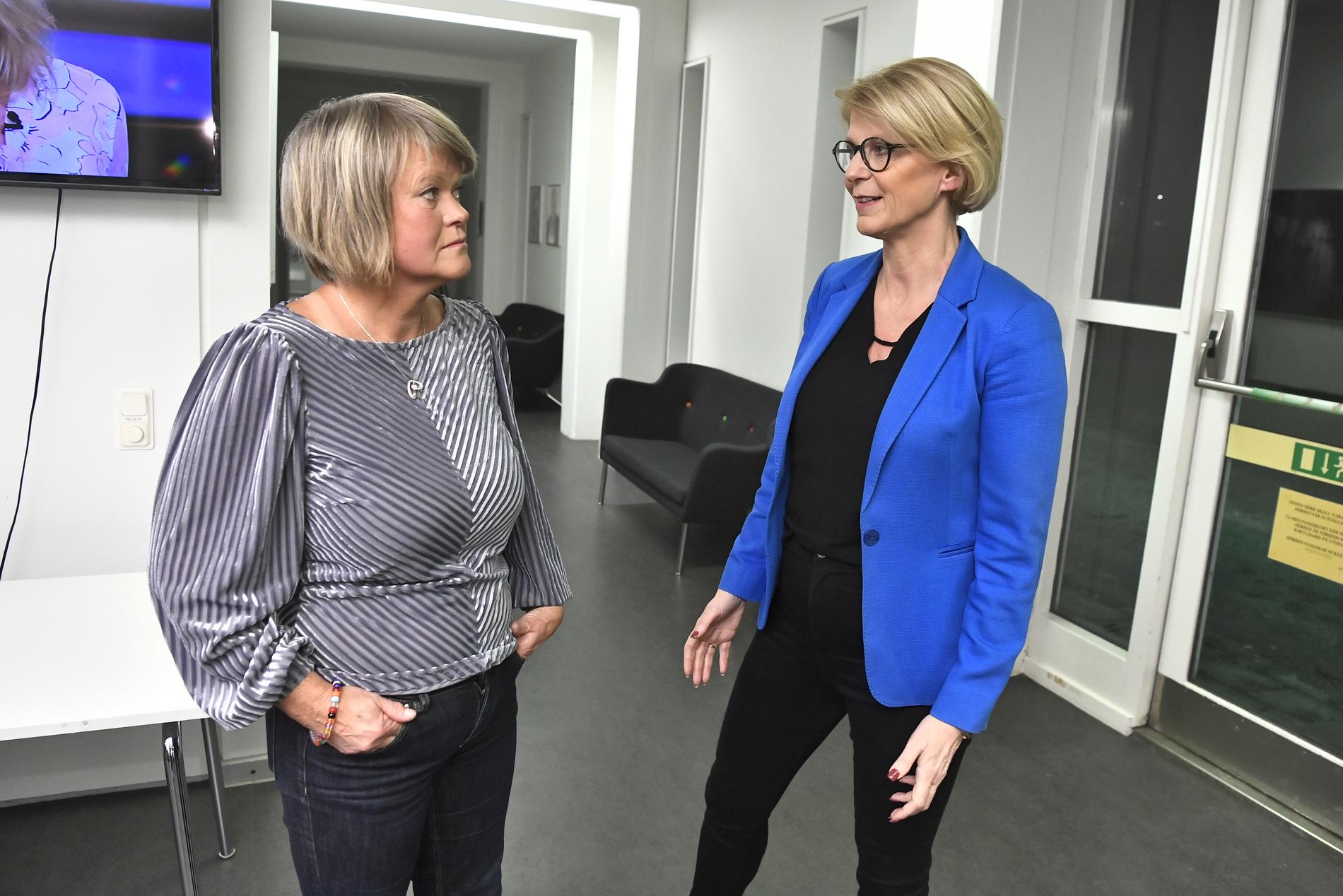 De ekonomiskpolitiska talespersonerna Ulla Andersson (V) och Elisabeth Svantesson (M) medverkade på söndagskvällen i SVT:s Agenda.