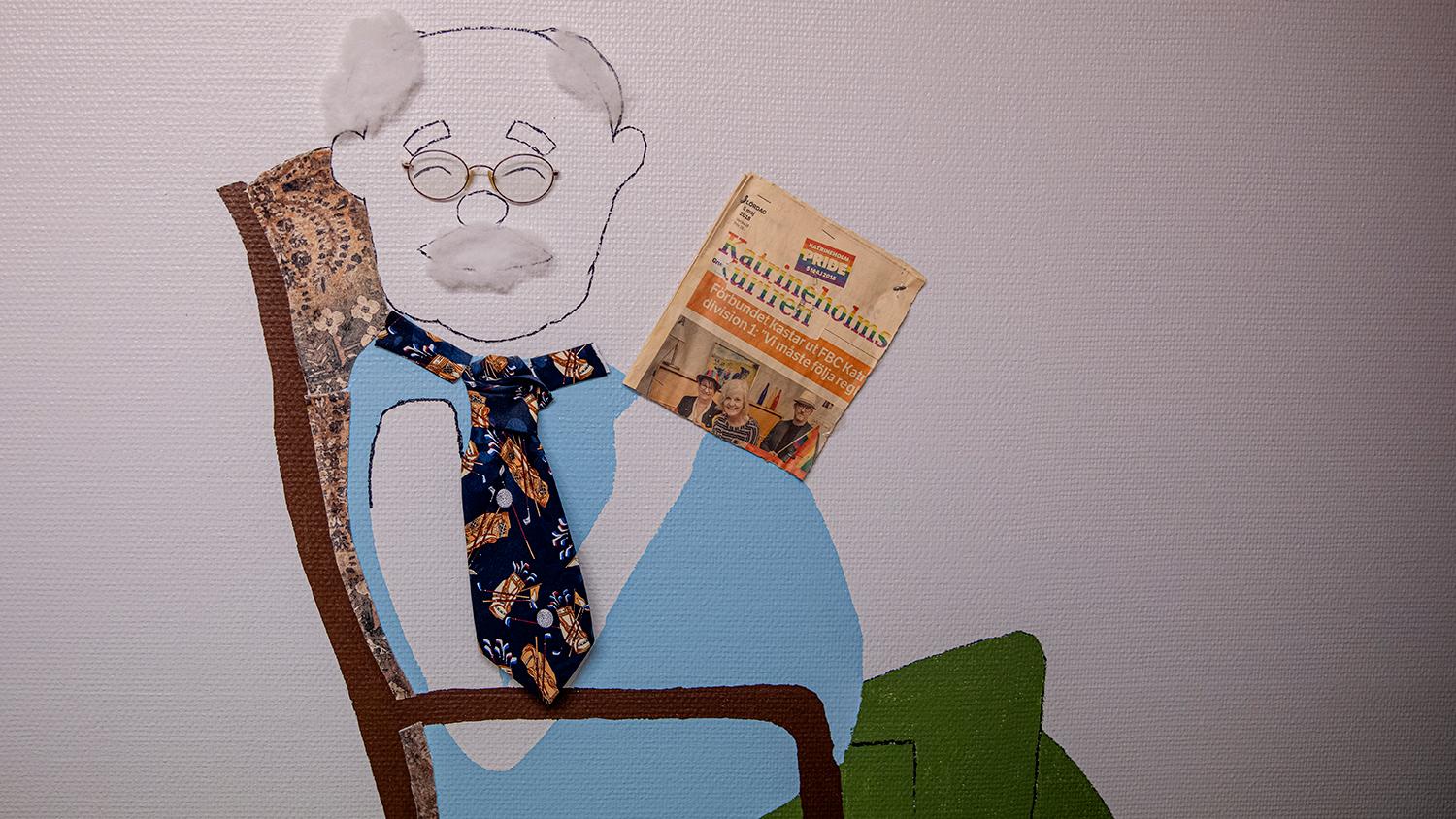 Självklart läser farbrorn från Katrineholm lokaltidningen när han sätter sig i gungstolen.