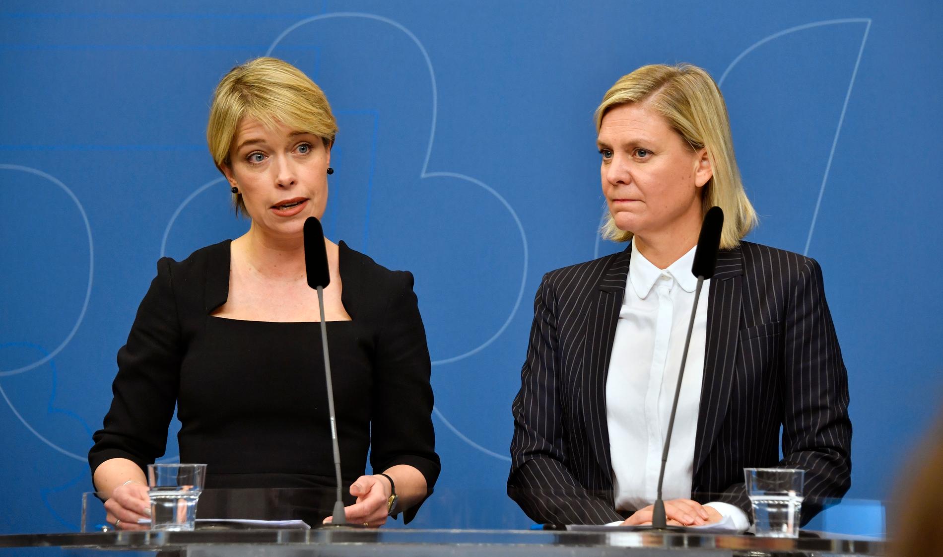 Socialminister Annika Strandhäll och finansminister Magdalena Andersson om Nya Karolinska i Solna.