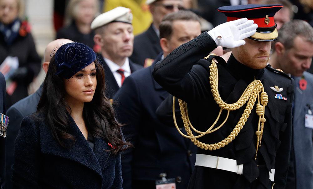 Prins Harry och hertiginnan Meghan vid Remembrance Day förra året då paret befann sig i London. 
