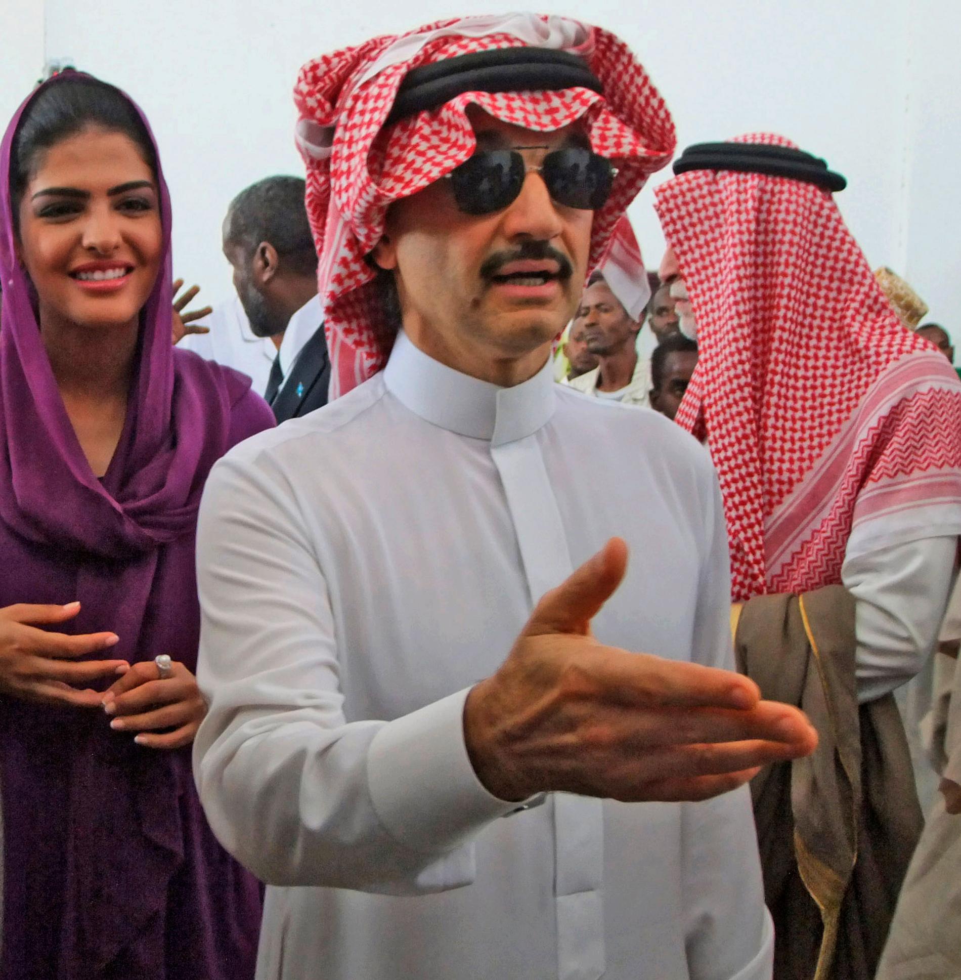 Prins Al-Waleed bin Talal, brorson till Kung Salman, är en av de elva prinsar som ska ha gripits.