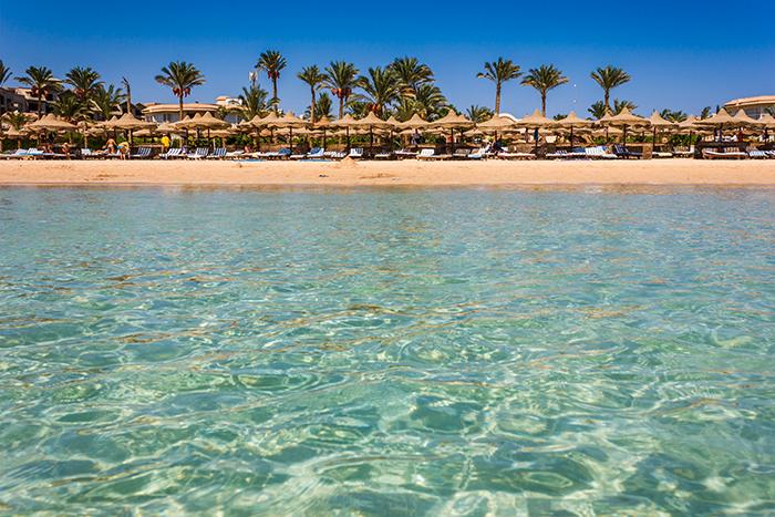 Om du inte lockas av vattnet i Sharm el- Sheikh kanske de billiga lyxhotellen kan vara något. 