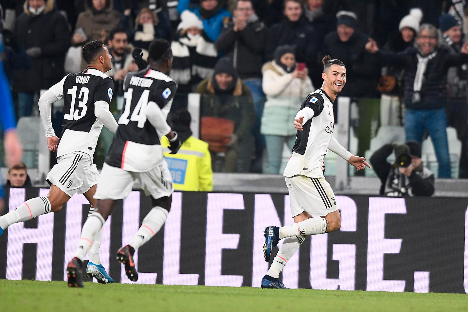 Cristiano Ronaldo gjorde båda målen för Juventus i 2–1-vinsten mot Dejan Kulusevskis Parma.
