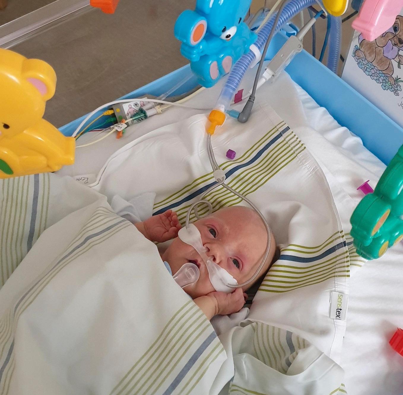 Luna har fått tillbringa sin första tid i livet på sjukhus.