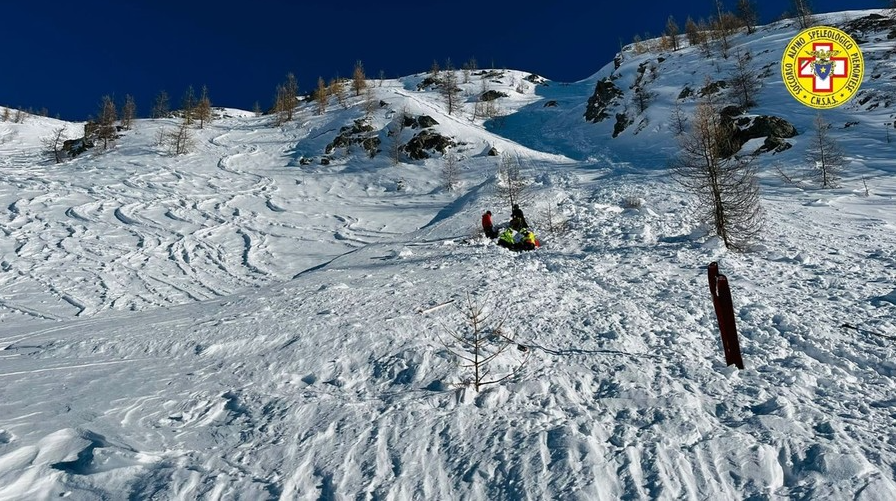 Bild från italienska nationella alpina räddningskåren