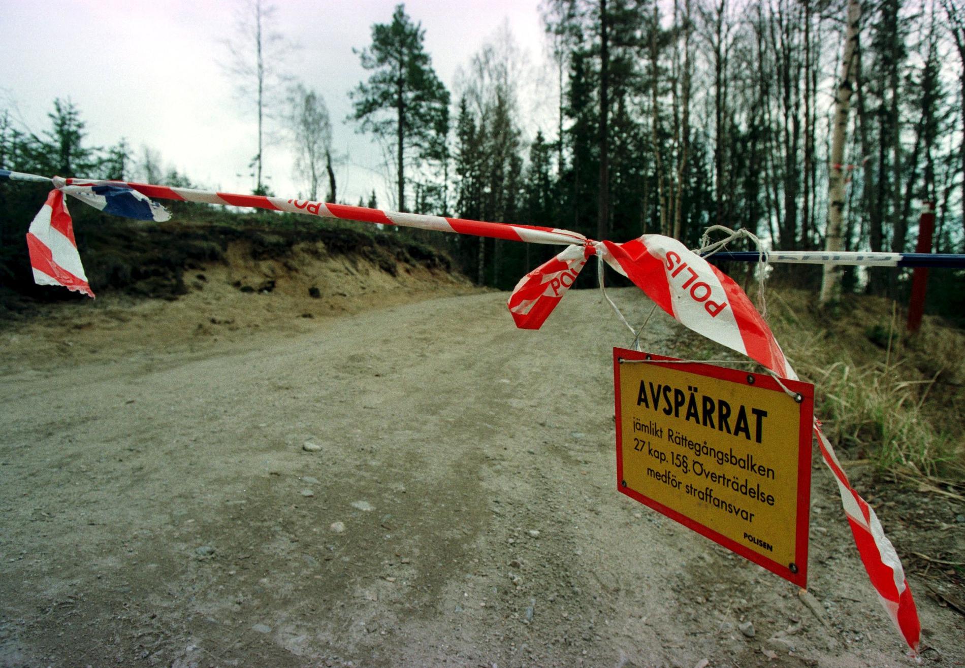 16-åriga Malin Lindström hittades mördad i ett skogsområde i närheten av Husum, Örnsköldsviks kommun 1996.