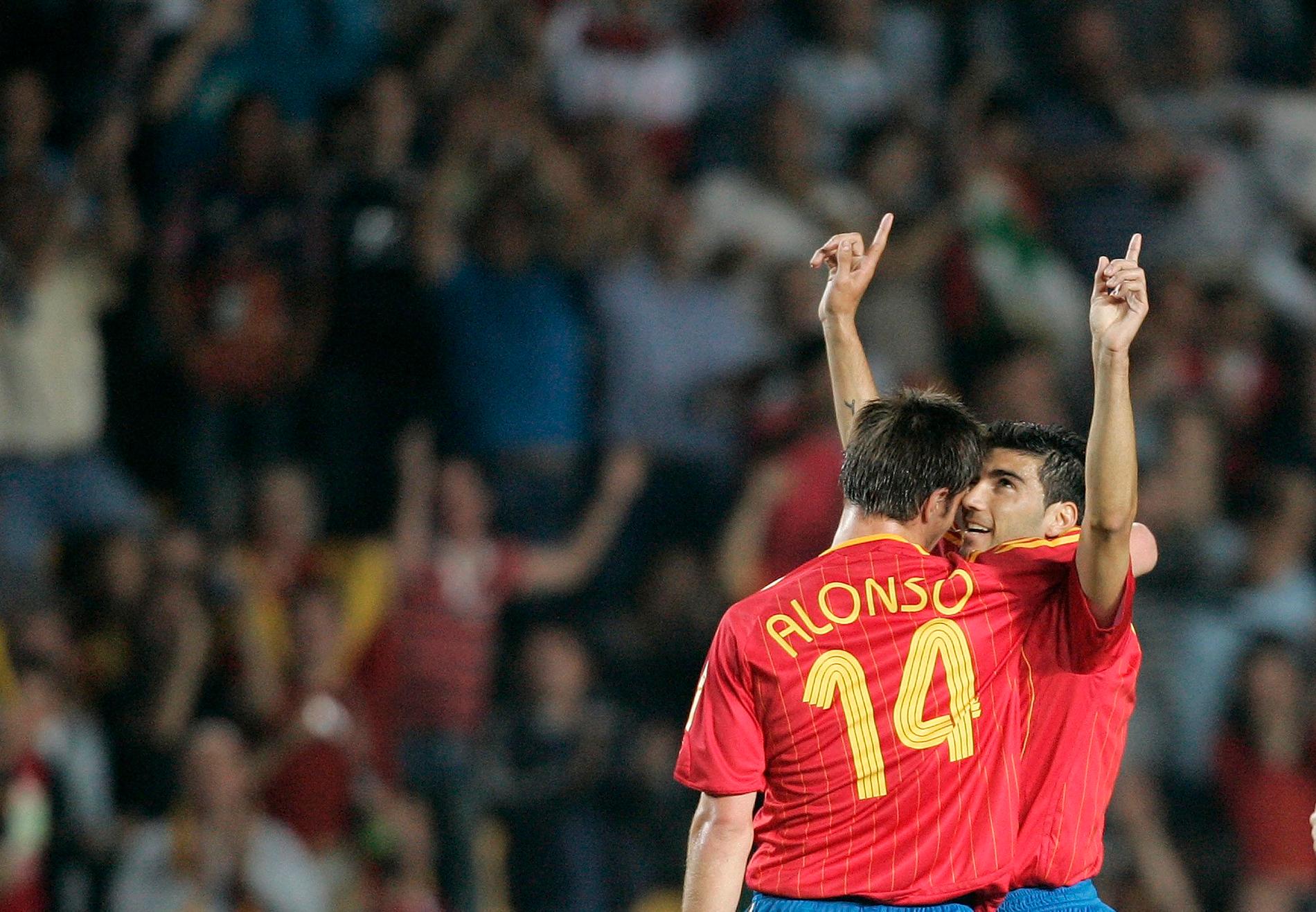 José Antonio Reyes och Xabi Alonso i det spanska landslaget