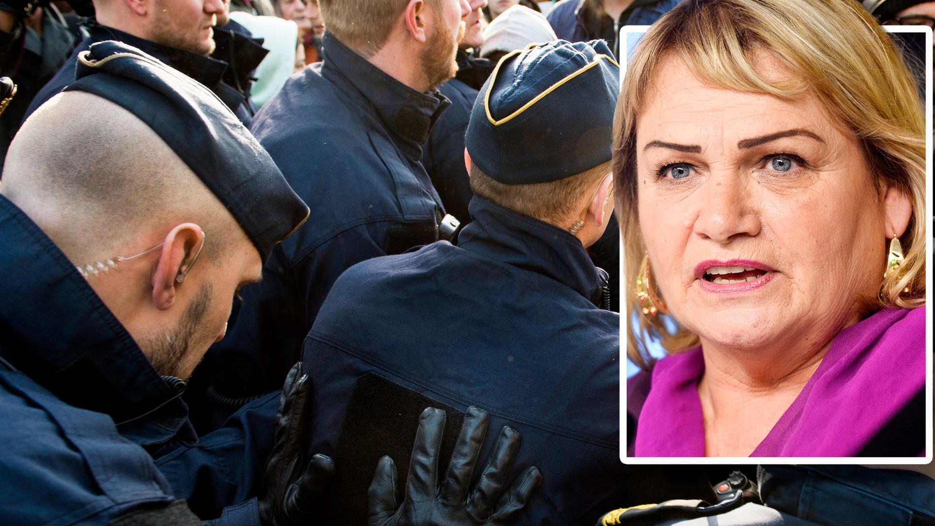 Soraya Post vill att Stockholmspolisen ska be EU-medborgarna om ursäkt.