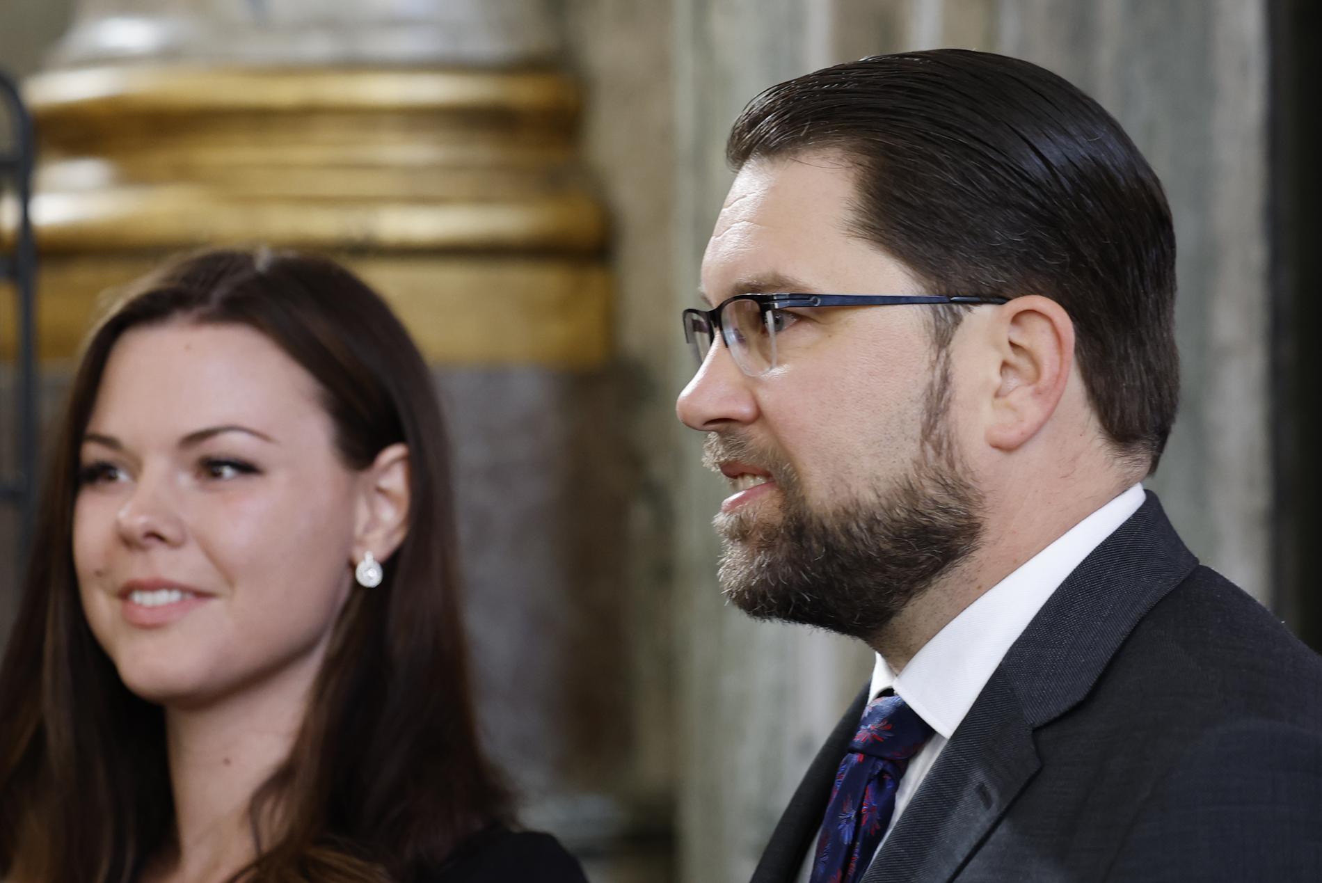 Sverigedemokraternas partiledare Jimmie Åkesson med sin flickvän Matilda Kärnerup. Arkivbild,