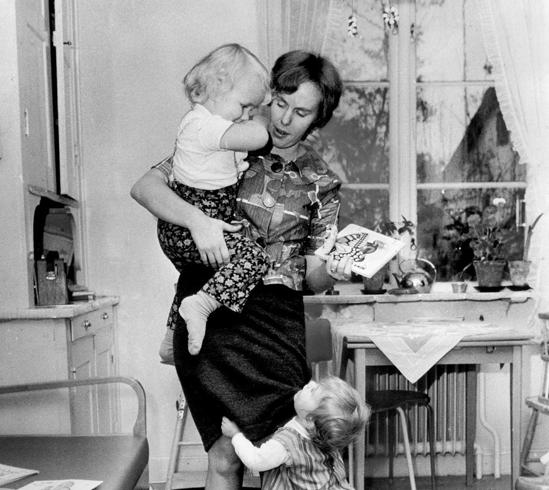 1965 var sju av tio gifta kvinnor hemmafruar.