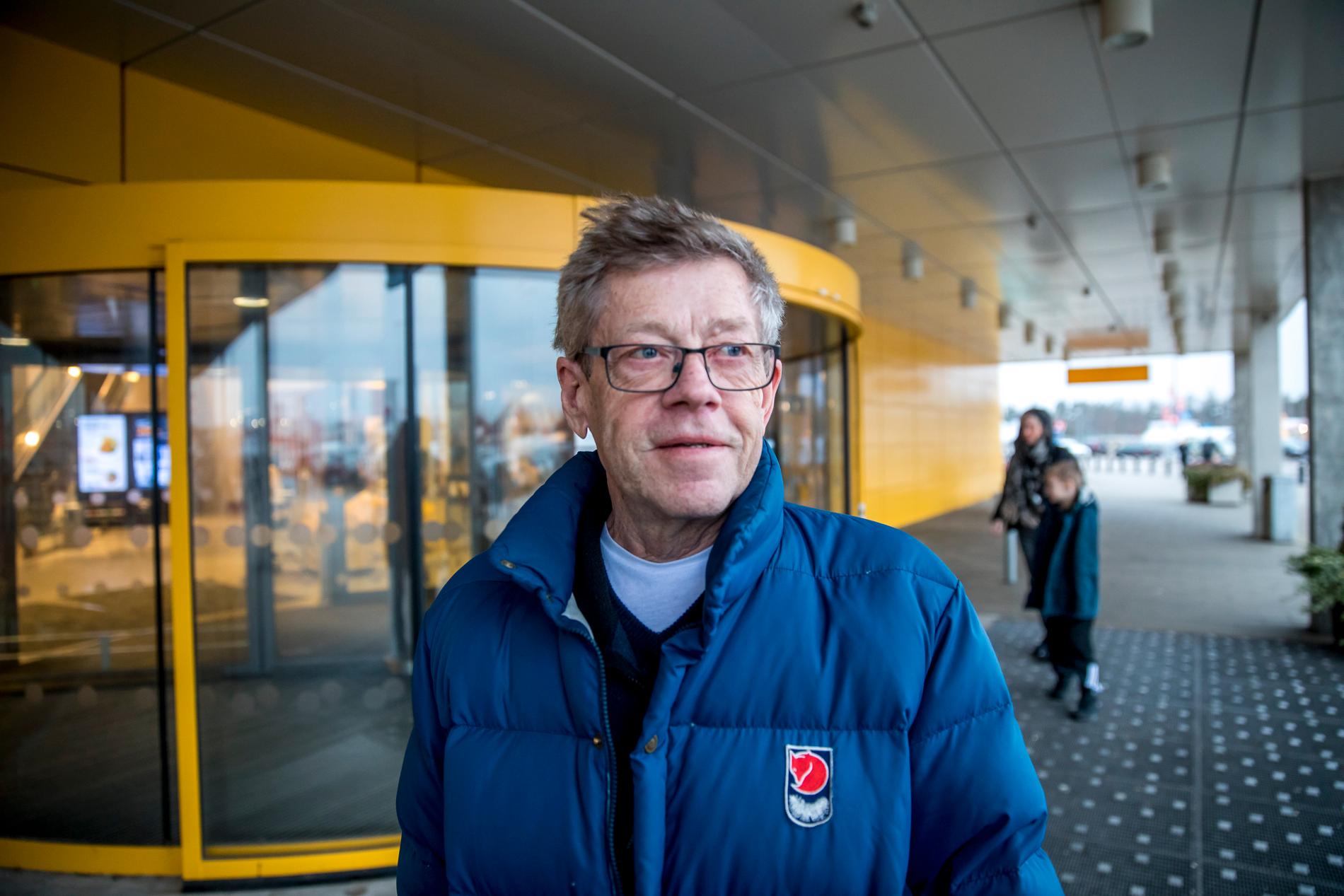 Jan Karlsson, 69.