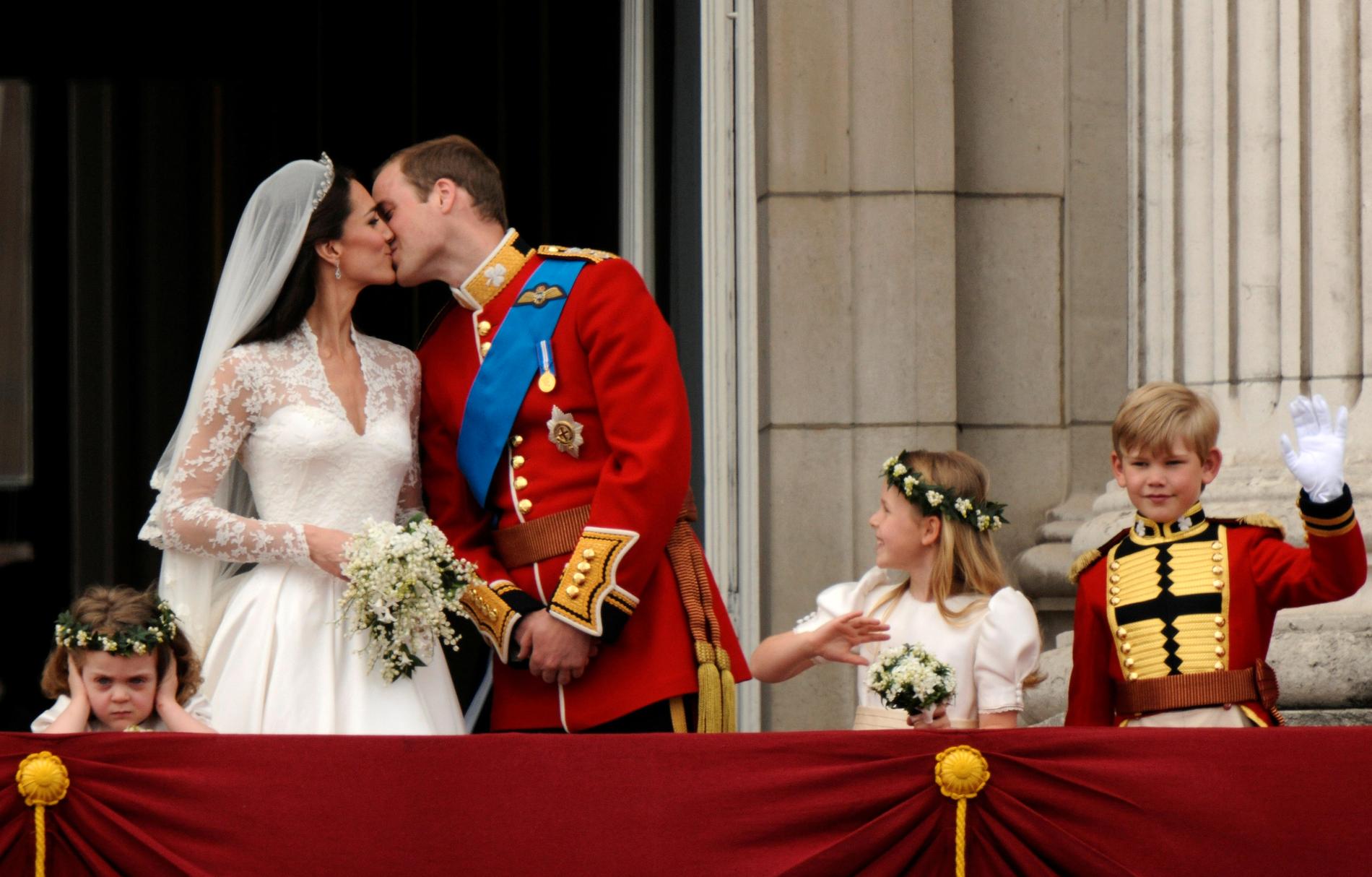 Prins William och Kate. Bröllopskyssen 29 april 2011.  