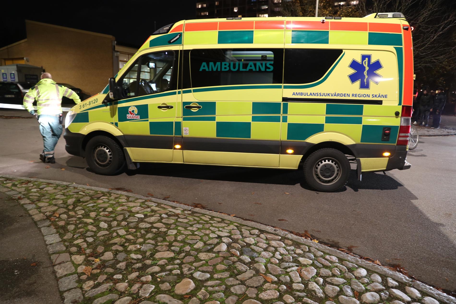 En pojke i Malmö fördes med ambulans till sjukhus sedan han blivit påkörd av en personbil. Arkivbild.