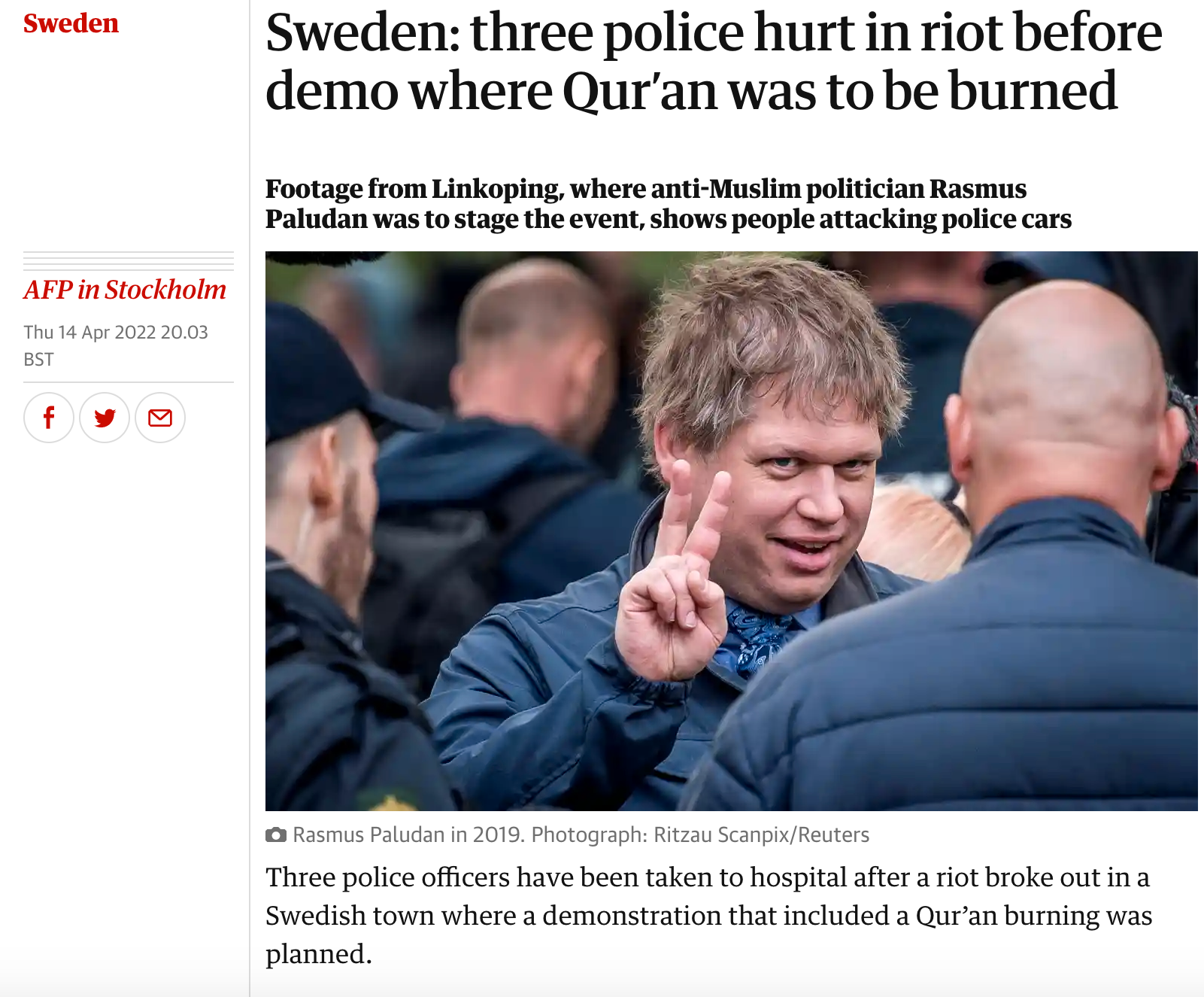 Brittiska tidningen The Guardian har publicerat flera artiklar om  de senaste dagarnas oroligheter i Sverige. 